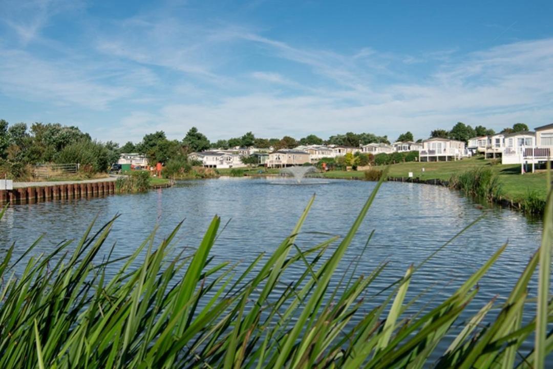 Tunstall View Caravan Holidays At Sand Le Mere المظهر الخارجي الصورة