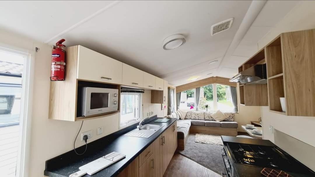 Tunstall View Caravan Holidays At Sand Le Mere المظهر الخارجي الصورة