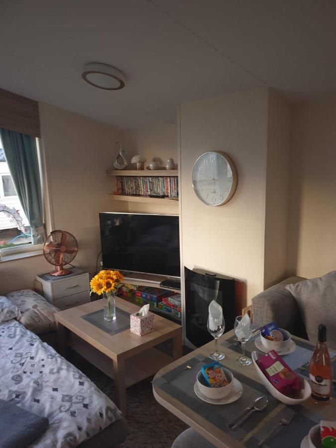 Tunstall View Caravan Holidays At Sand Le Mere المظهر الخارجي الصورة